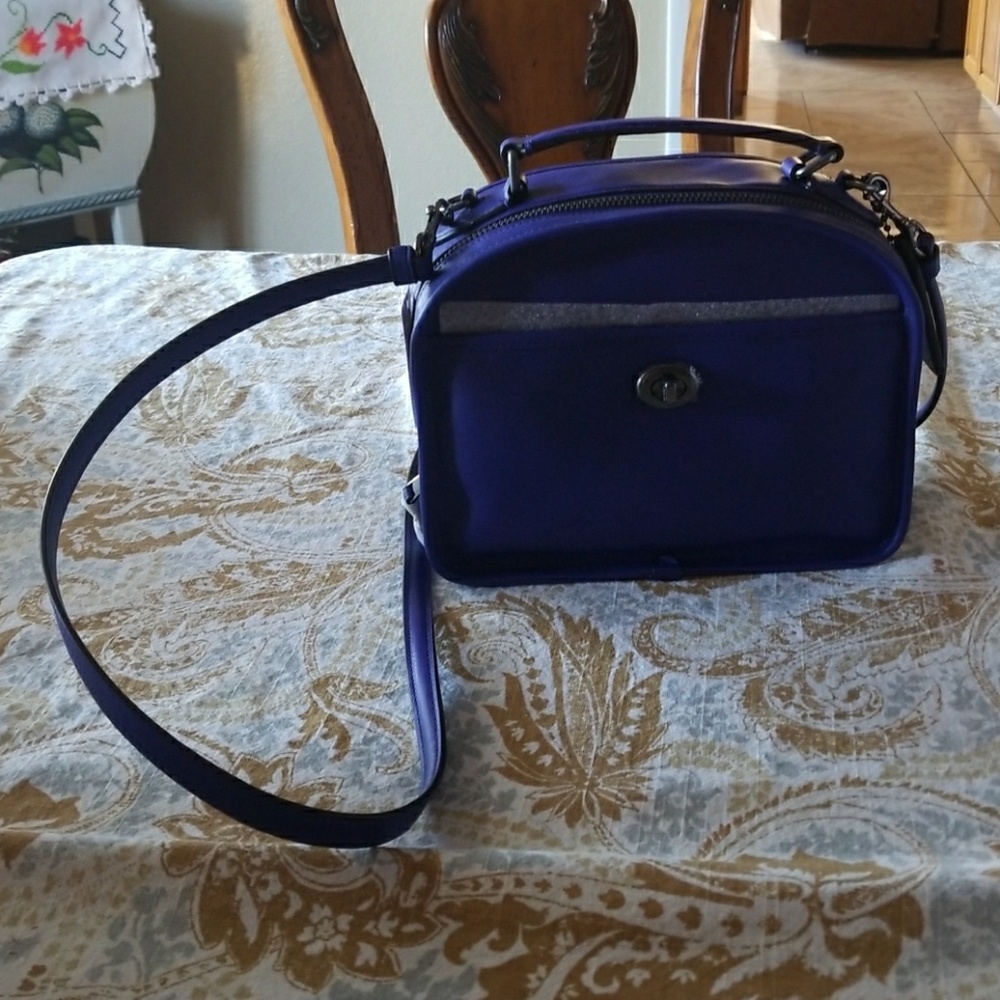 🎉SOLD🎉 Coach Retro Leather lunch pail purse